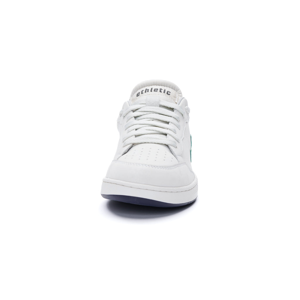 Jesse Chalk White | Pool Blue