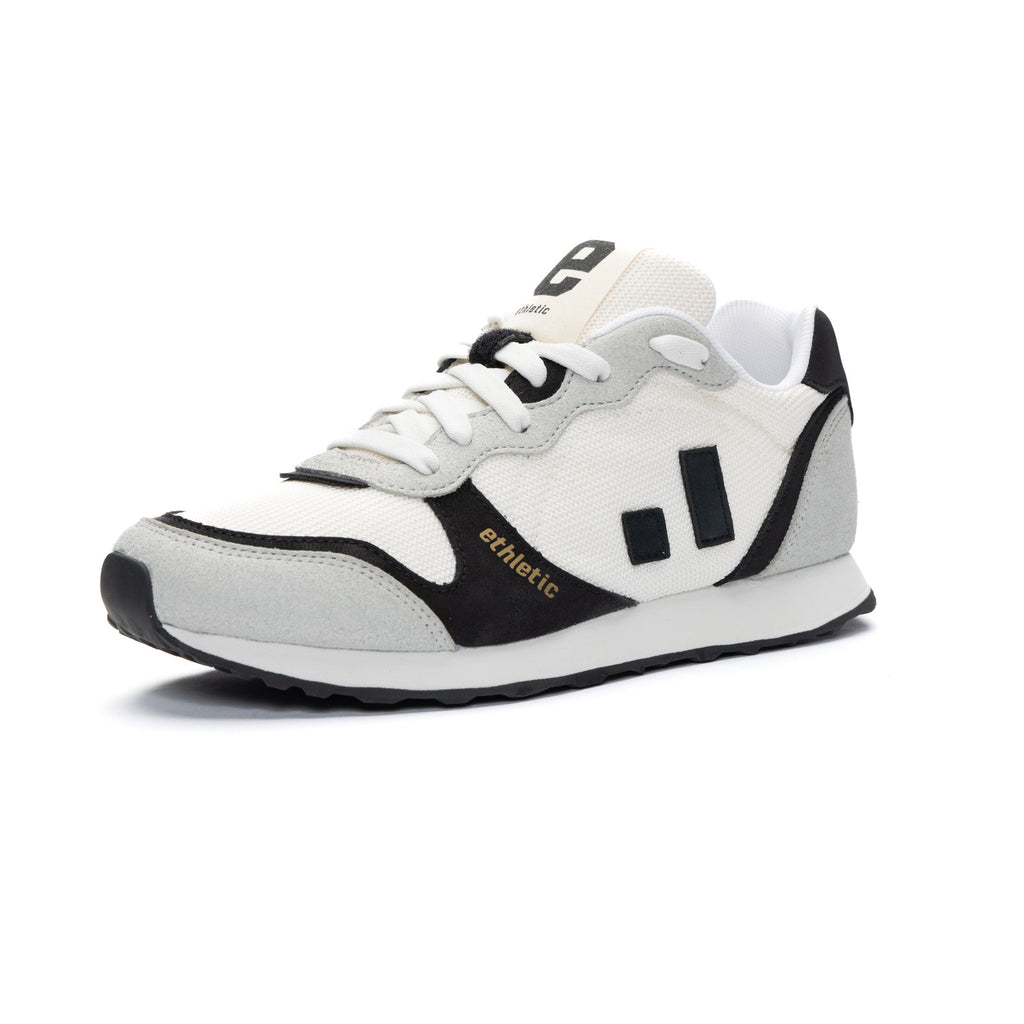 Fair Runner Donovan Chalk White | Jet Black