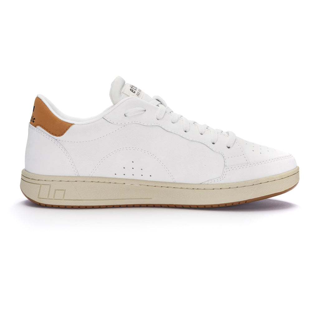 Jesse Lo Cut Classic Chalk White | Lavender Pink