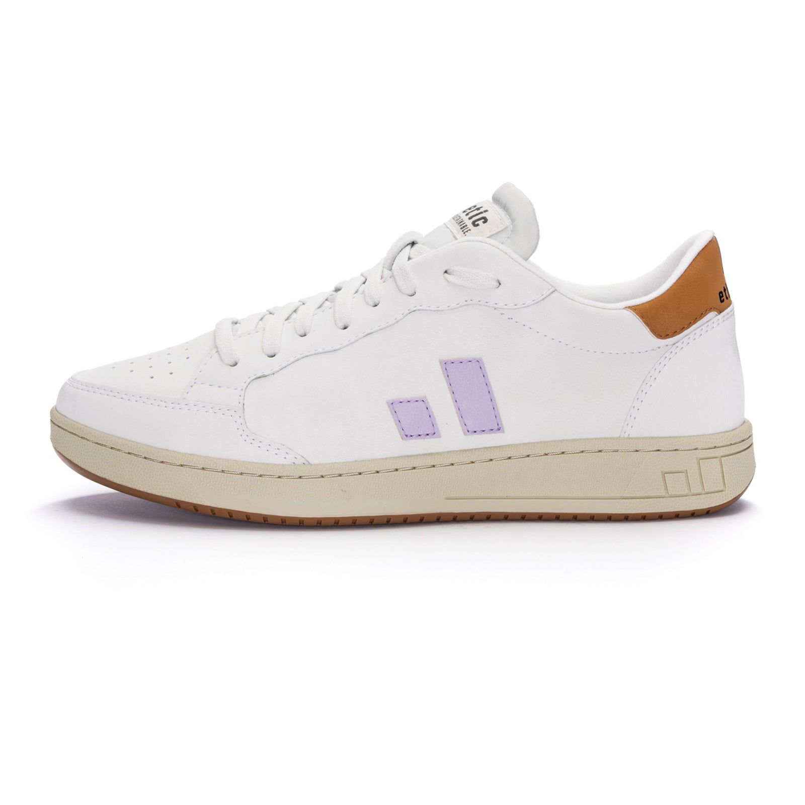 Jesse Lo Cut Classic Chalk White | Lavender Pink